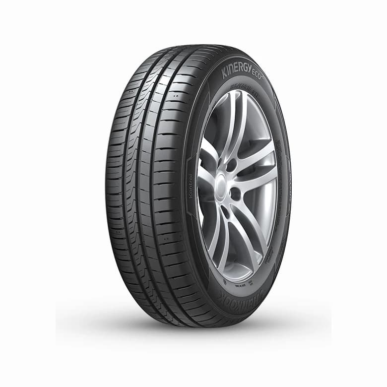 Hankook Kinergy Eco2 K435 tyre — front three-quarter studio view